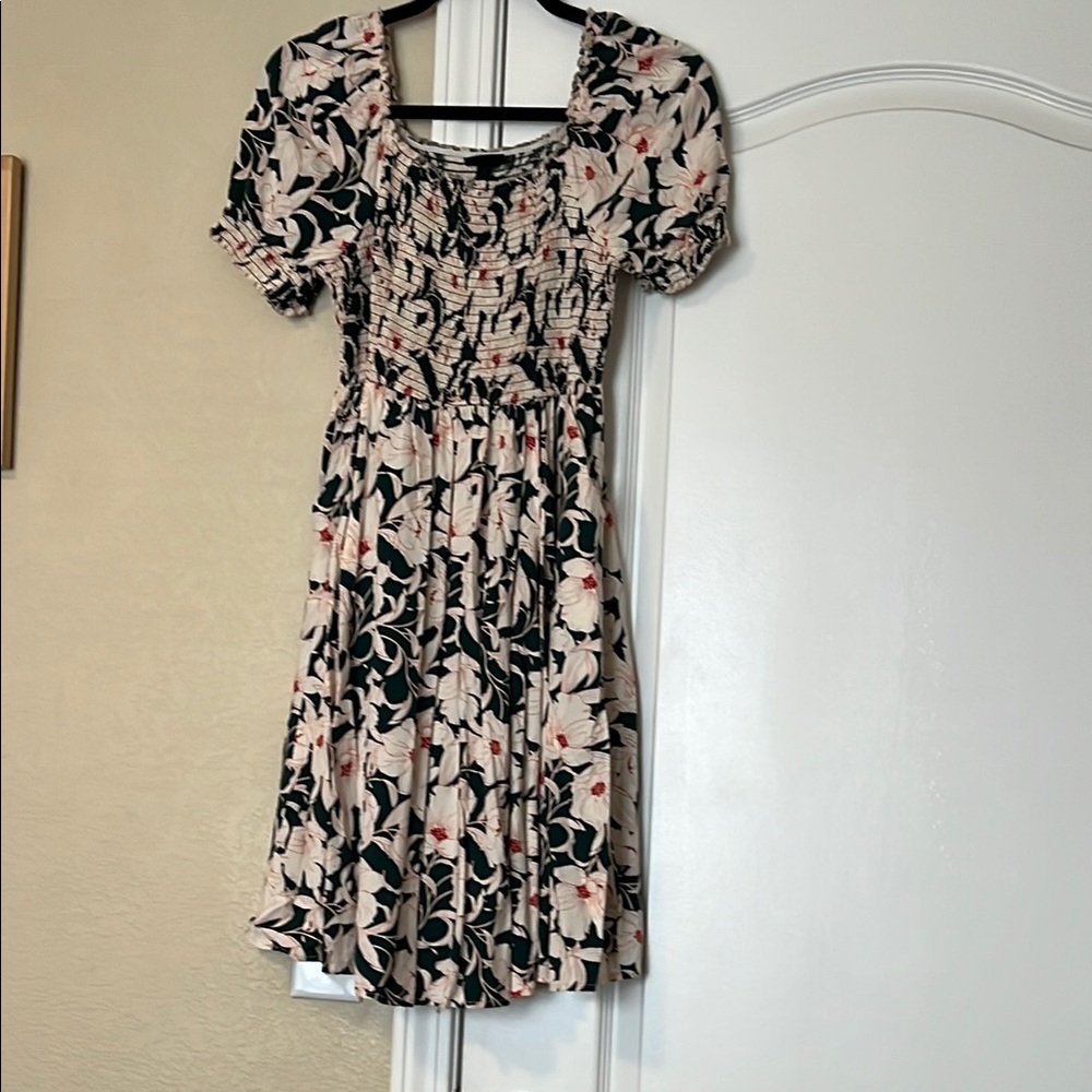 Floral Print Dress smocked torrid size 00